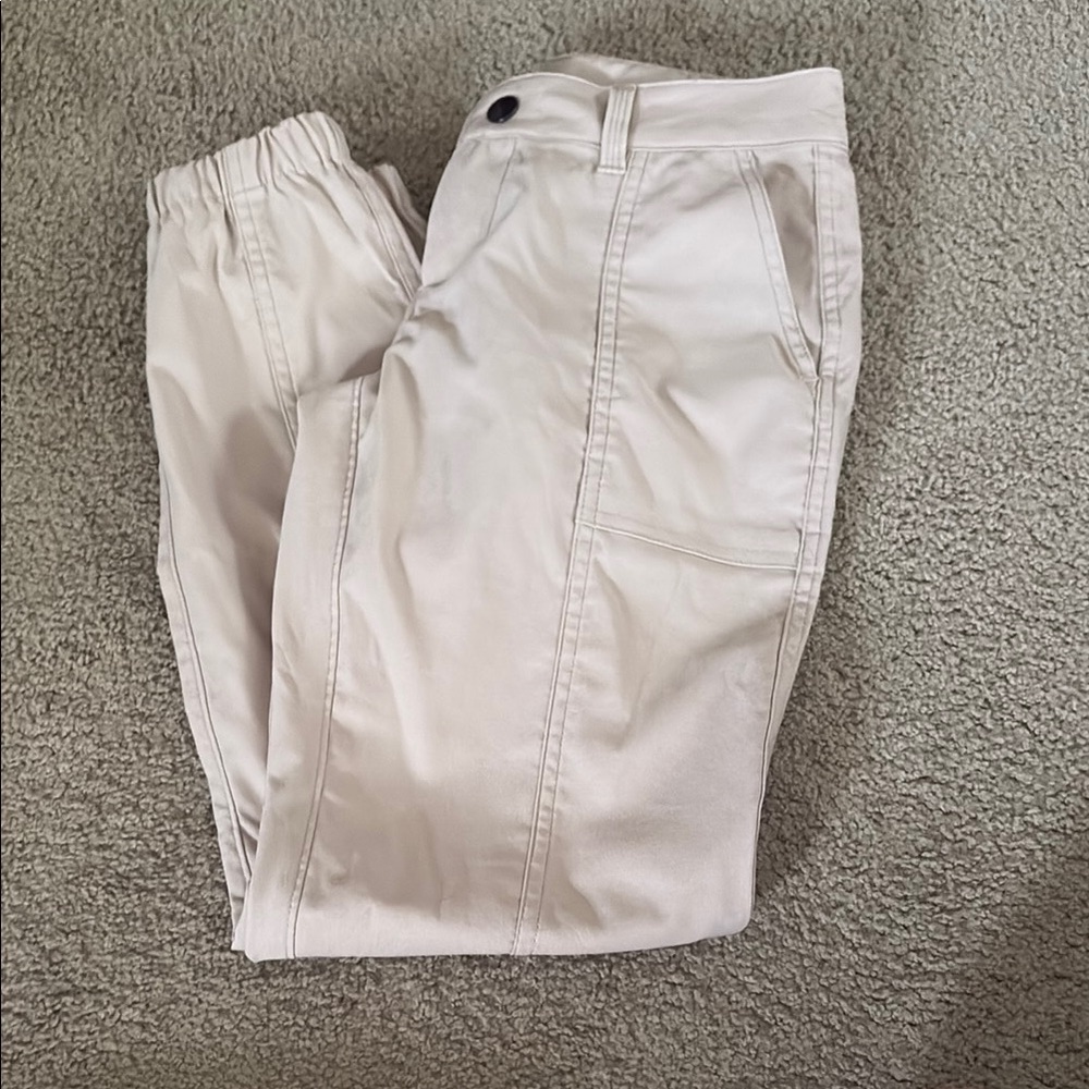 NEW Women Stio Joggers size 2
